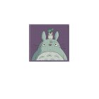 broderie totoro carré avec sa feuille